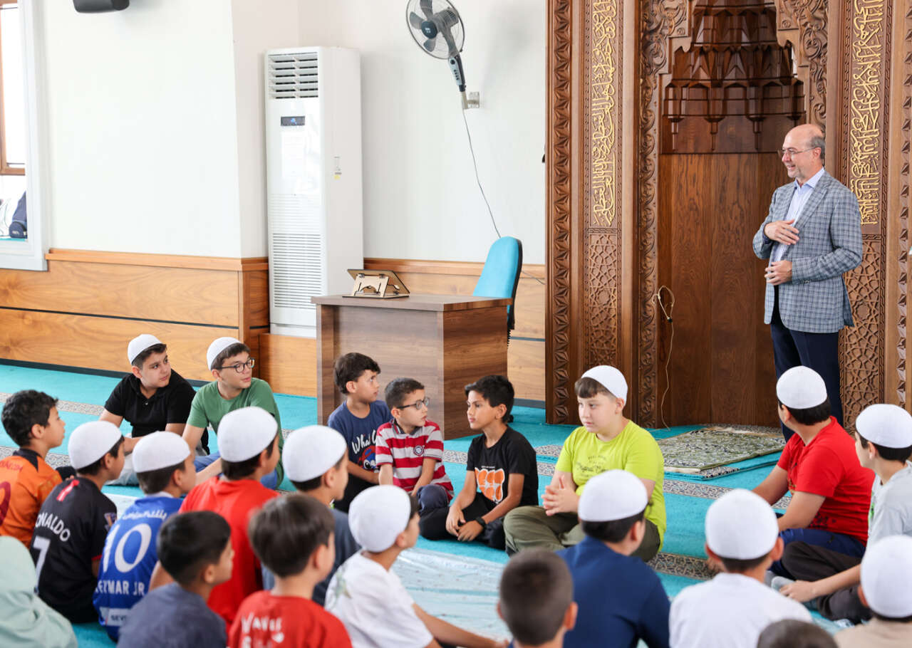 Konya’da yaz coşkusu! Başkan Pekyatırmacı Kur’an Kurslarında çocuklarla buluştu 3